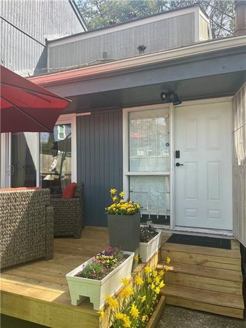 1044 Mariners Ct, Stone Mountain, GA, 30083-2604 | Card Image
