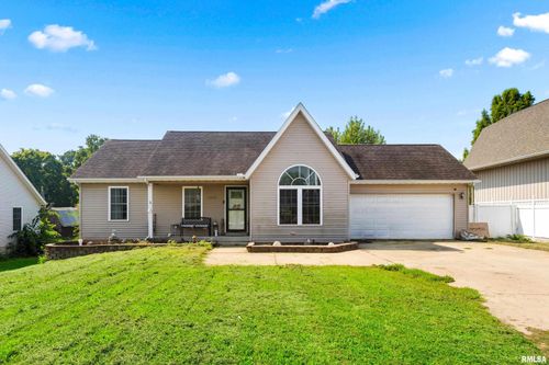 1010 5th St, Lacon, IL, 61540-1300 | Card Image