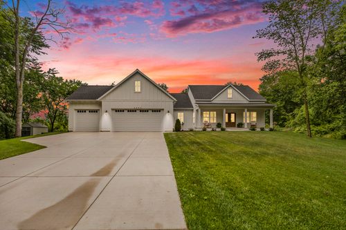 3493 68th St Sw, Byron Center, MI, 49315-8530 | Card Image
