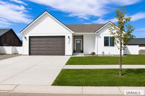 307 E 5th S, Sugar City, ID, 83448-5144 | Card Image