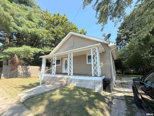 1117 W Cherry St, Herrin, IL, 62948-1615 | Card Image