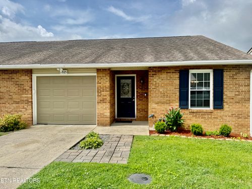 7925 Eldin Way, Powell, TN, 37849-5401 | Card Image
