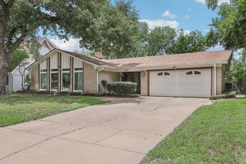 1315 Navaho St, Arlington, TX, 76012-4340 | Card Image