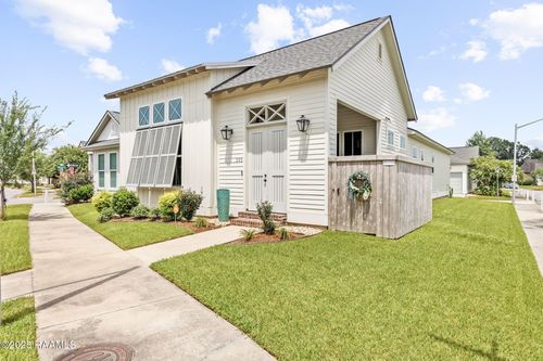 305 Bourdette Dr, Lafayette, LA, 70507-5309 | Card Image