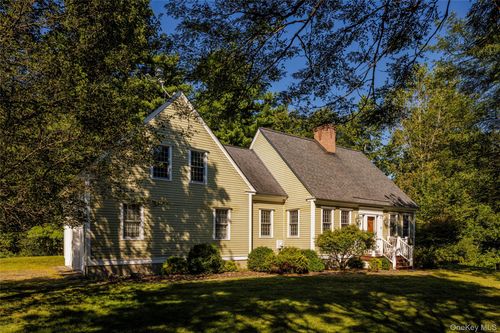 28 Green Brook Dr, Brainard, NY, 12024-2701 | Card Image