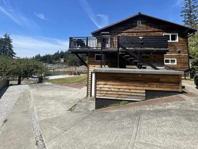 5639 O'brian Rd, House other with 6 bedrooms, 4 bathrooms and 8 parking in Halfmoon Bay BC | Image 3