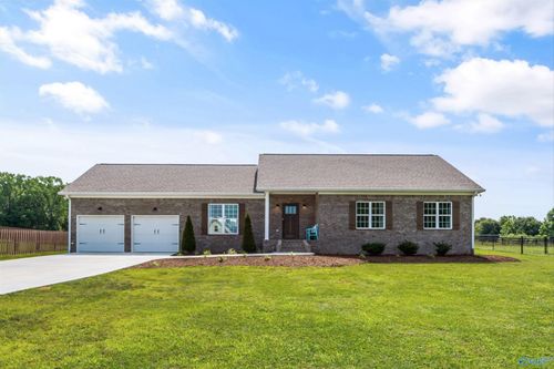 210 Mcpeters Rd, Grant, AL, 35747-8456 | Card Image