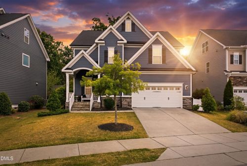 7421 Stonehenge Farm Ln, Raleigh, NC, 27613-8859 | Card Image