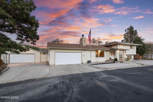 305 Sparrow Way, Washoe Valley, NV, 89704-9743 | Card Image