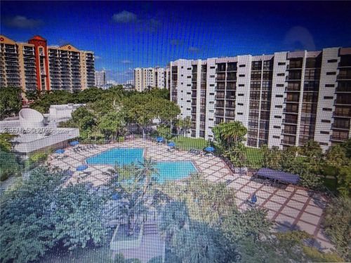 303-17011 N Bay Rd, Sunny Isles Beach, FL, 33160-3629 | Card Image