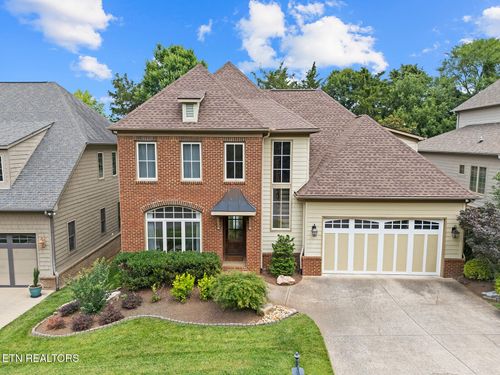 9607 Levens Way, Knoxville, TN, 37922-6695 | Card Image