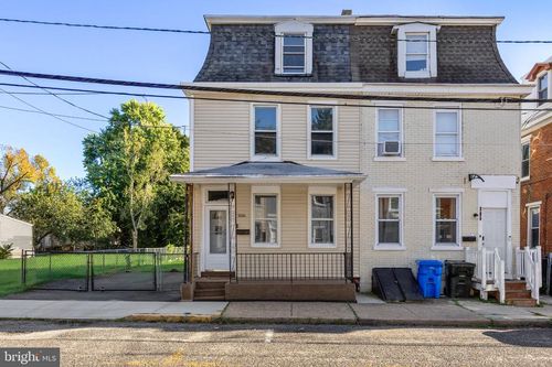 306 Jones Ave, BURLINGTON, NJ, 08016-1816 | Card Image