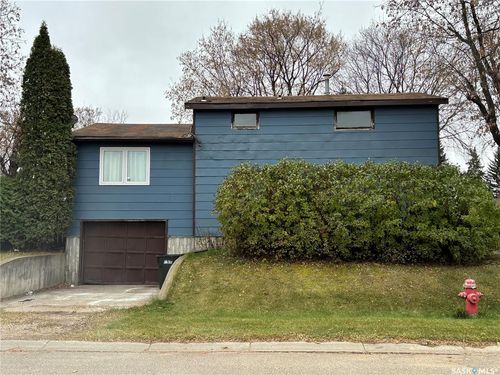 1647 14th St W, Prince Albert, SK, S6V3N6 | Card Image