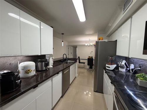 5201-15440 Sw 284th St, Homestead, FL, 33033-1405 | Card Image