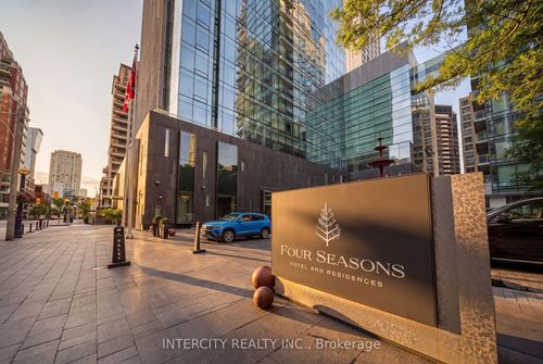 4001-50 Yorkville Ave, Toronto, ON, M4W0A3 | Card Image