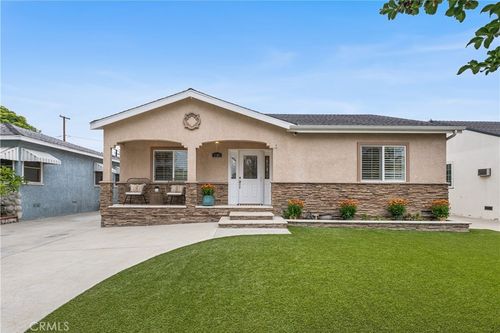 3702 Petaluma Ave, Long Beach, CA, 90808-2438 | Card Image
