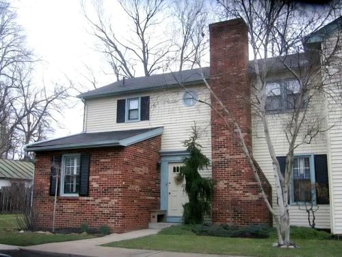 332 Constitution Dr, Chillicothe, OH, 45601-2122 | Card Image