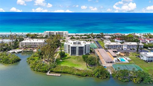 b104-3240 Gulf Of Mexico Dr, LONGBOAT KEY, FL, 34228-2839 | Card Image