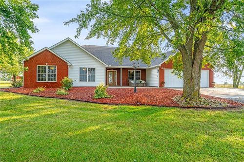 9005 Nw State Route 52, Amoret, MO, 64722-8538 | Card Image