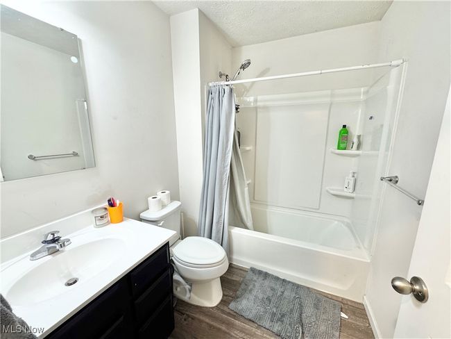 117 Fall Lake Ln, House other with 4 bedrooms, 3 bathrooms and null parking in Amherst OH | Image 15