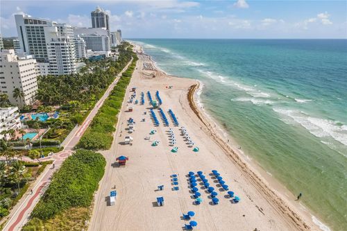 apt-406-4101 Indian Creek Dr, Miami Beach, FL, 33140-3250 | Card Image