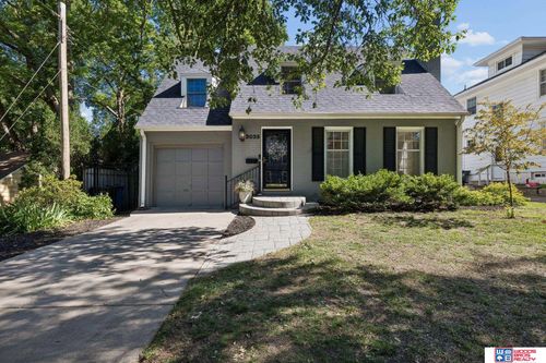 3035 Plymouth Ave, Lincoln, NE, 68502-4128 | Card Image