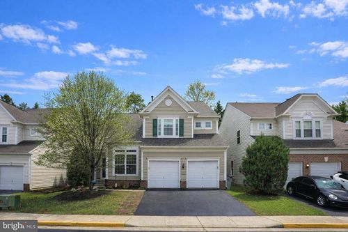 2448 Leyland Ridge Rd, Oak Hill, VA, 20171-4833 | Card Image