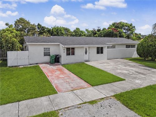 11271 Sw 176th St, Miami, FL, 33157-4940 | Card Image