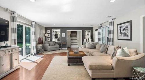 2803 Wading River Rd, Wading River, NY, 11792-1423 | Card Image