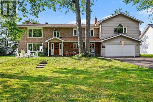 4372 Armitage Avenue W, Ottawa, ON, K0A1T0 | Card Image