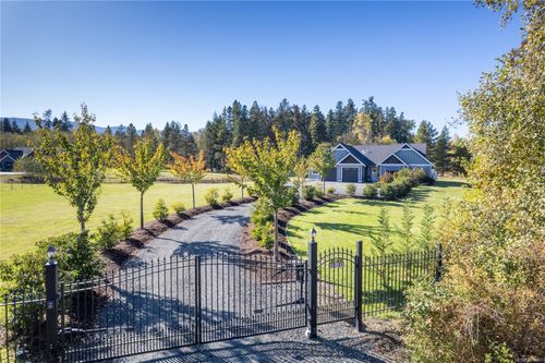 939 Virginia Rd, Coombs, BC, V0R1M0 | Card Image