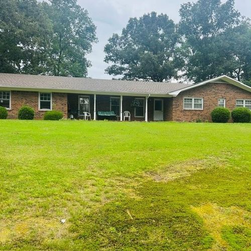 1030 Stones Rd, Camden, TN, 38320-8202 | Card Image