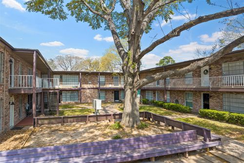 apt-23-7510 Shadyvilla Ln, Houston, TX, 77055-5037 | Card Image