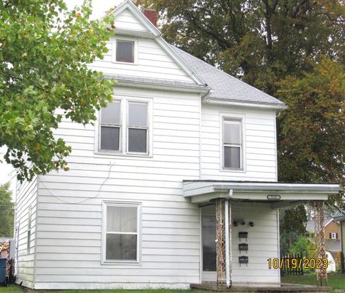 515 E North A St, Gas City, IN, 46933-1566 | Card Image