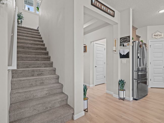 277 S 7 Th St, House other with 5 bedrooms, 3 bathrooms and 3 parking in Carlton OR | Image 15