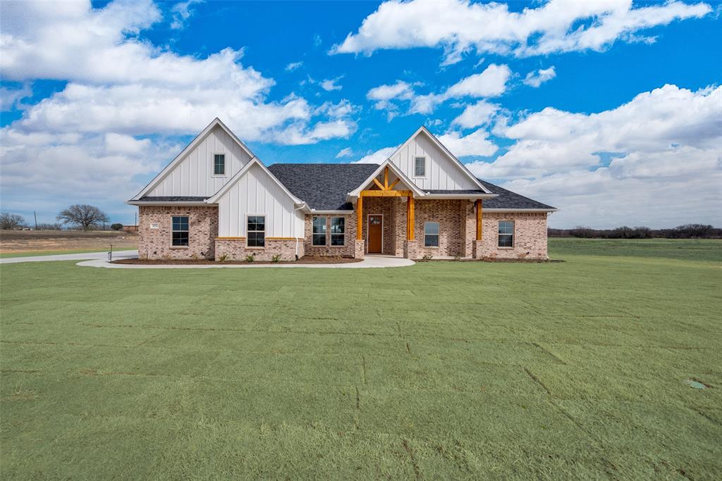 Our Ln, Weatherford, TX 76088