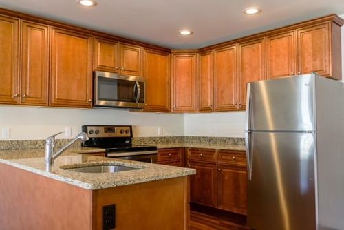 402-46 Islip Ave, Islip, NY, 11751-3617 | Card Image