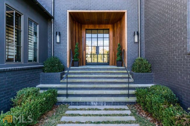 1875 Spalding Dr, House other with 6 bedrooms, 7 bathrooms and 3 parking in Sandy Springs GA | Image 7