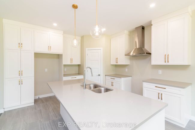 291 Hazel Cres, House attached with 3 bedrooms, 3 bathrooms and 1 parking in Limoges ON | Image 5