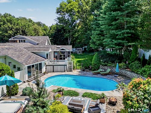 9 Geneva Rd, Norwalk, CT, 06850-2708 | Card Image