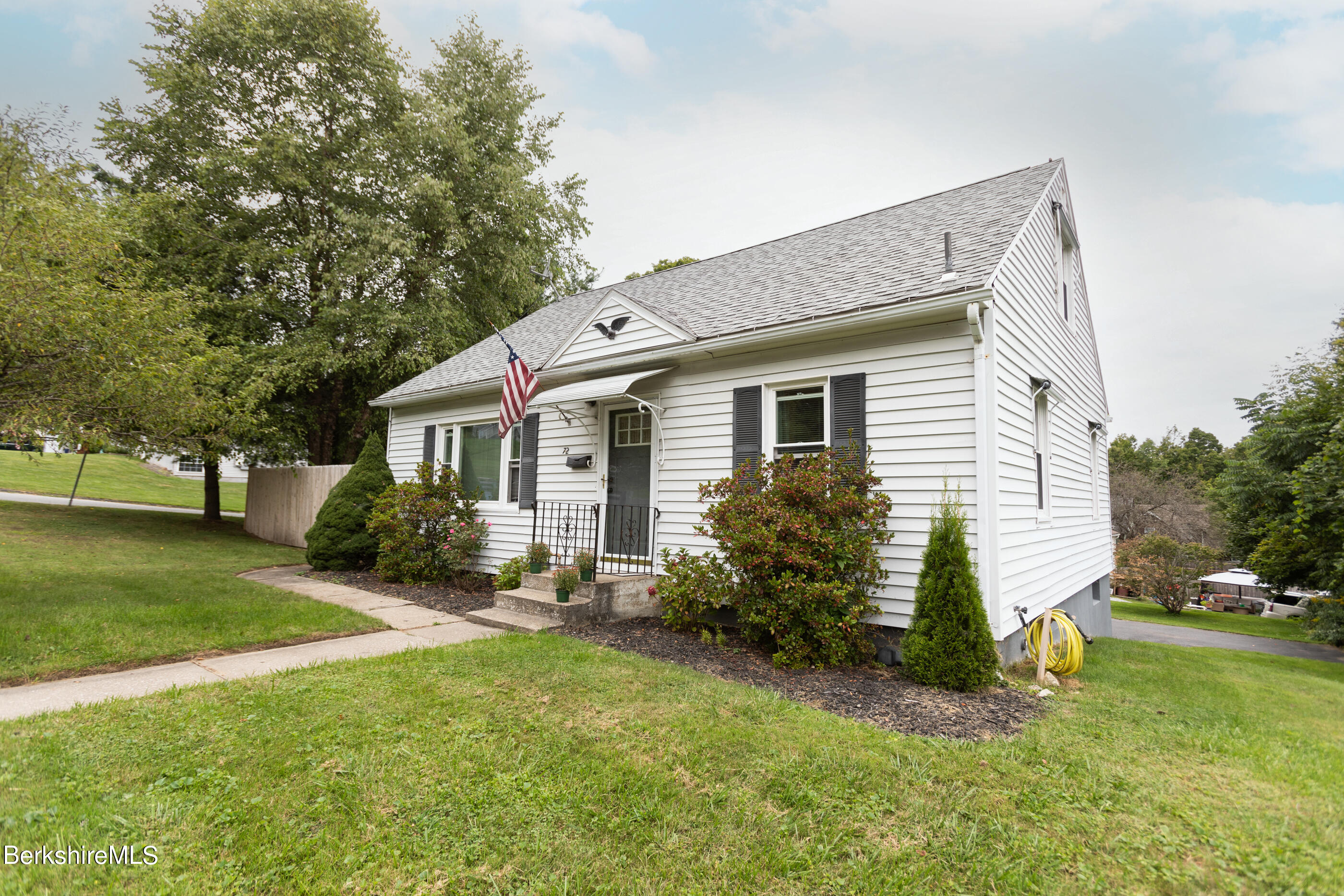 Gale Ave, Pittsfield, MA 01201