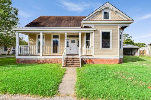 1921 Main St, Jeanerette, LA, 70544-3425 | Card Image