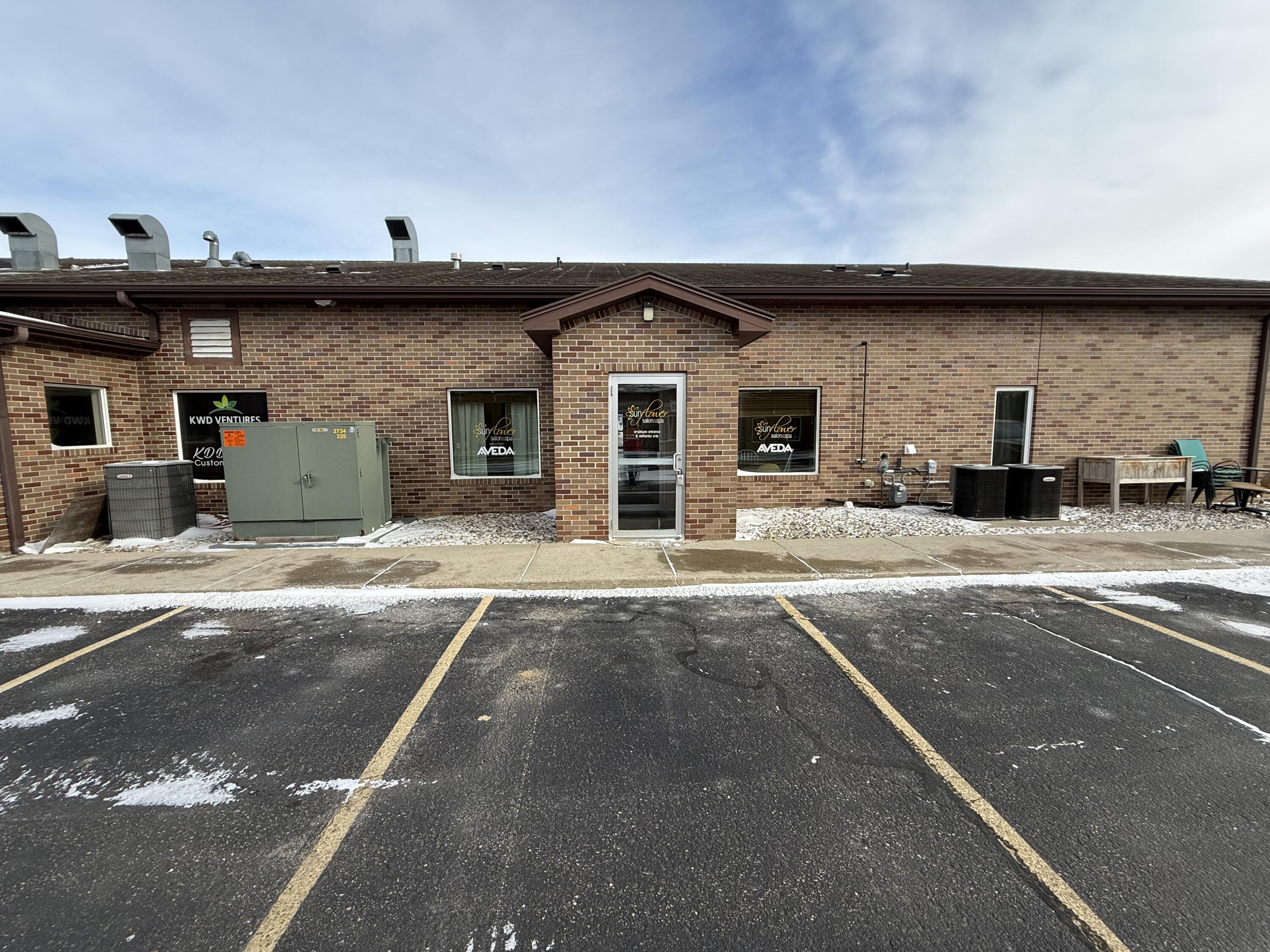 Commercial Lease in Brookings 2