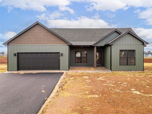 106 Planters Way, Auburn, KY, 42206-5196 | Card Image