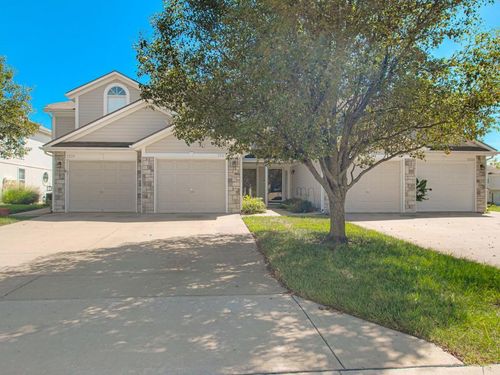 5520 Nw Downing St, Blue Springs, MO, 64015-2319 | Card Image
