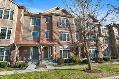 429 N 2nd Street, Townhouse with 3 bedrooms, 2 bathrooms and 2 parking in Geneva IL | Image 2