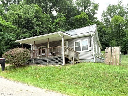 349 Fishers Ln, Zanesville, OH, 43701-5008 | Card Image