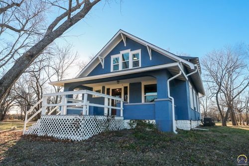 902 7th St, Burlington, KS, 66839-2022 | Card Image