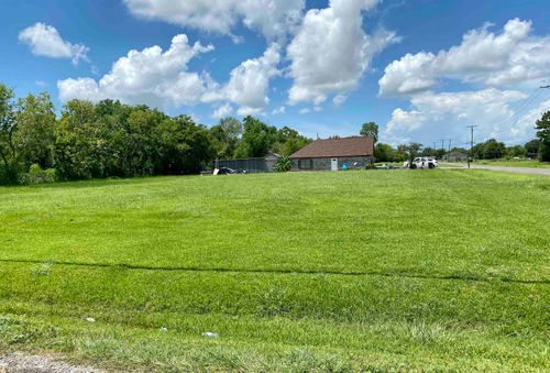 445 Hall St., Port Arthur, TX, 77640 | Card Image