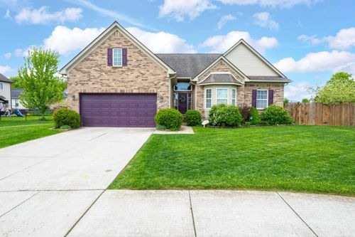 37655 Maddi Ct, New Baltimore, MI, 48047-6703 | Card Image